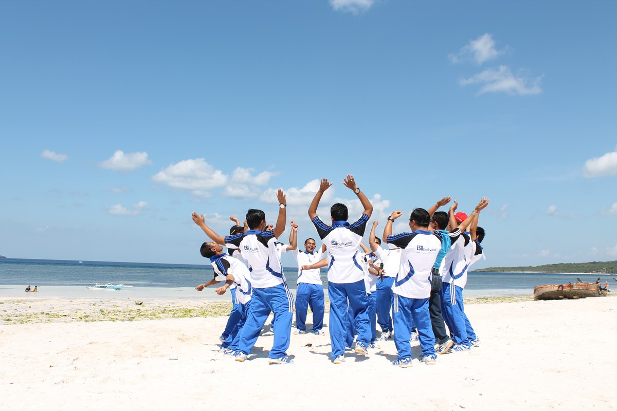 Outbound Training Team Building 6