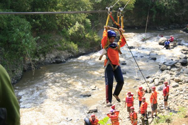 Outbound Training Flying Fox Outbound Training Flying Fox