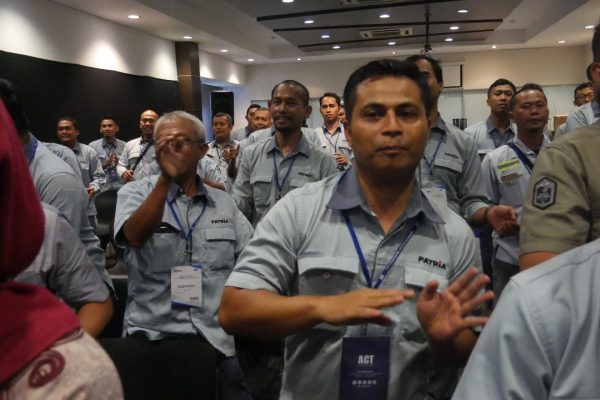 Program Internalisasi Budaya Perusahaan PT. United Tractors Pandu Engineering 13 Program Internalisasi Budaya Perusahaan PT. United Tractors Pandu Indonesia