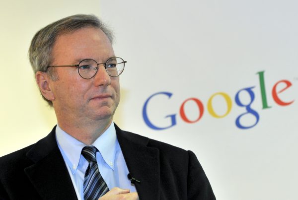 eric schmidt, eks chairman google, dont be evil, motto google, act consulting, makna bekerja di google